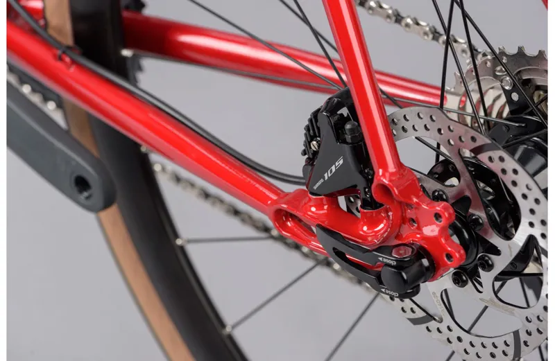 Genesis Equilibrium Disc - Steel Road Bike - Red Sheeran-10