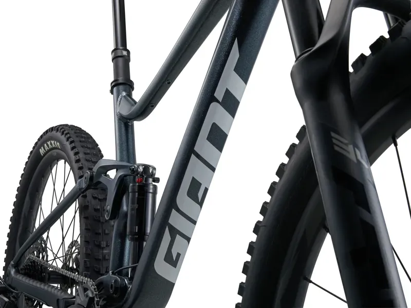 2026 Giant Stance 29 2 Mountain Bike in Black Diamond-1