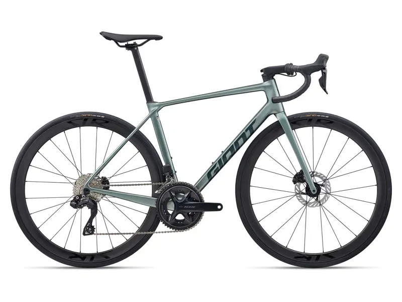 2026 Giant TCR Advanced 0 Pro Compact Road Bike in Alpine Green