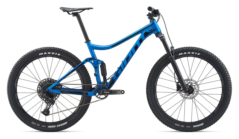 2020 Giant Stance 2 Mountain Bike in Blue