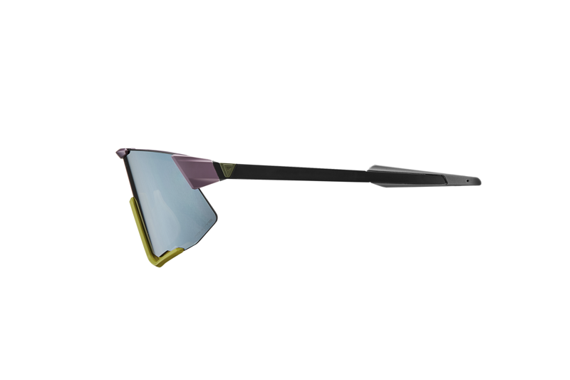 Giant Lumea Polarvis Sunglasses in Black-1