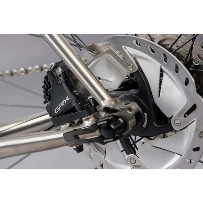 2024 Genesis Croix De Fer Titanium Gravel Bike in Silver -10