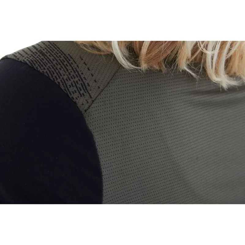 Madison Flux Women's Long Sleeve Trail Jersey In Magma Red/Black-4