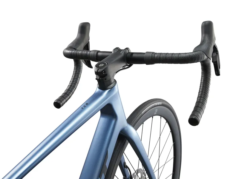 2025 Giant TCR Advanced 0 - 105 Di2 equipped Road Race Bike - Frost Silver-2