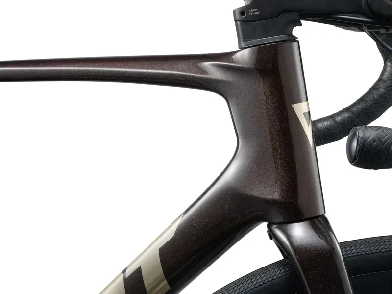 Giant Defy Advanced 1 Road Bike in Obsidian Pulse-2