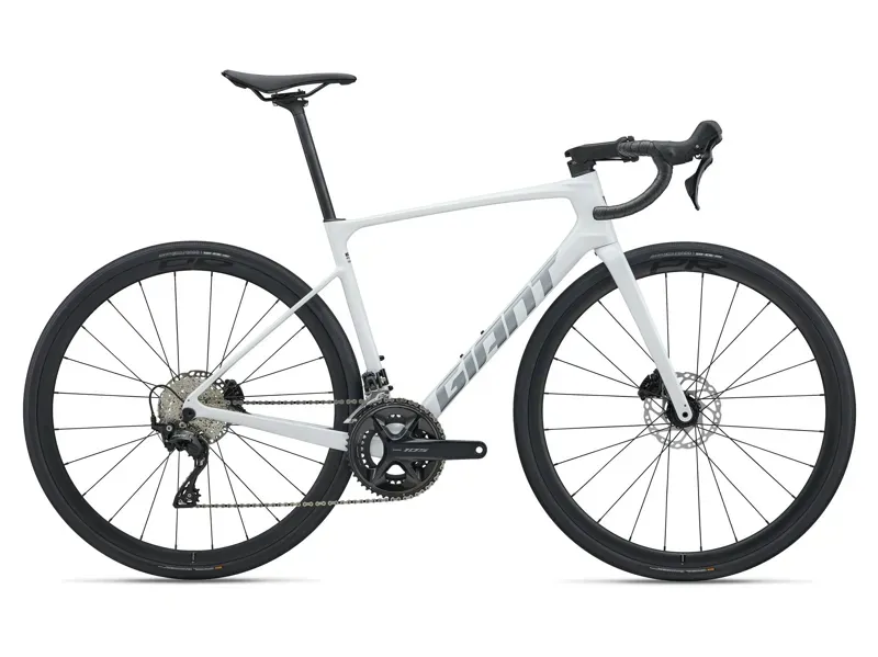 Giant Defy Advanced 2 Road Bike in Pearl White