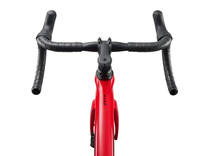 Giant Defy Advanced Pro 2 Road Bike in Rosso Corsa-3
