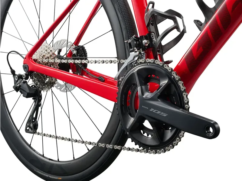 Giant Defy Advanced Pro 2 Road Bike in Rosso Corsa-4