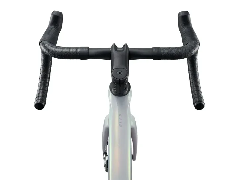Giant Defy Advanced SL 0 Road Bike in Prism Pearl/Iris-2