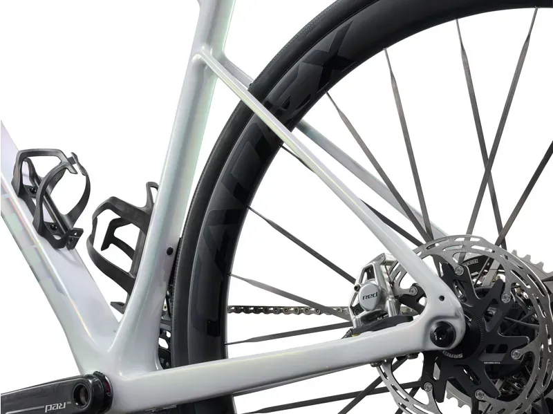 Giant Defy Advanced SL 0 Road Bike in Prism Pearl/Iris-7