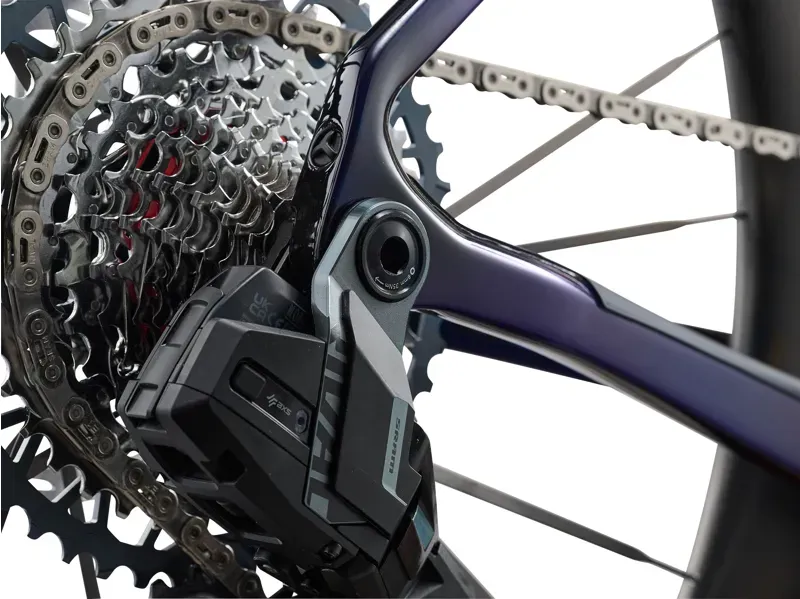 2027 Giant Revolt Advanced SL 2 Gravel Bike in Deep Lagoon-6