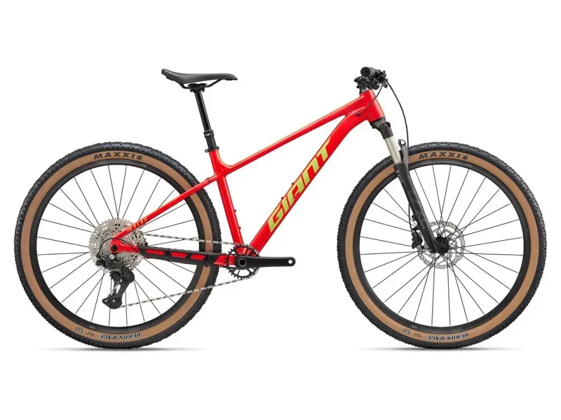 2027 Giant Talon 29 0 Mountain Bike in Plasma Coral