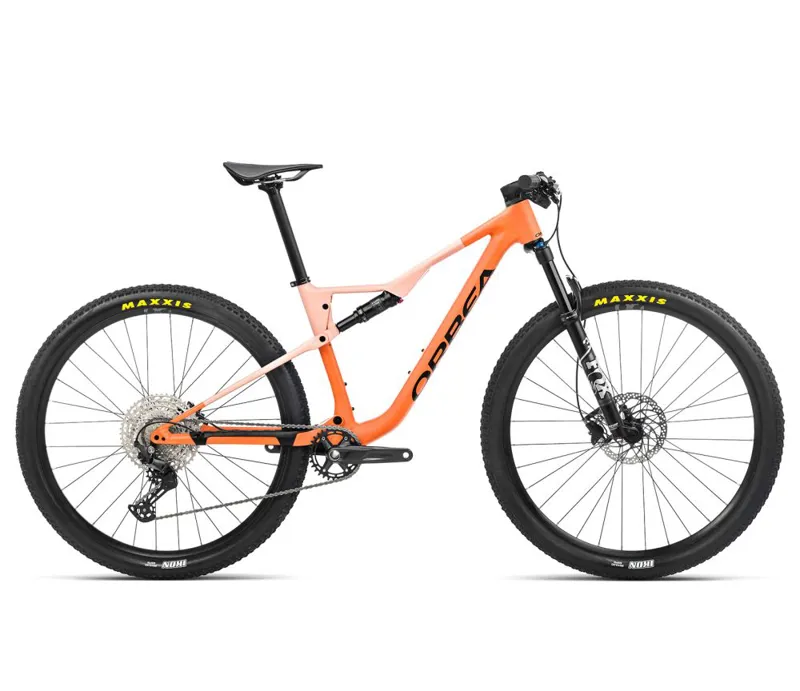 Orbea Oiz H30 Mountain Bike In Apricot Orange/Limestone Beige