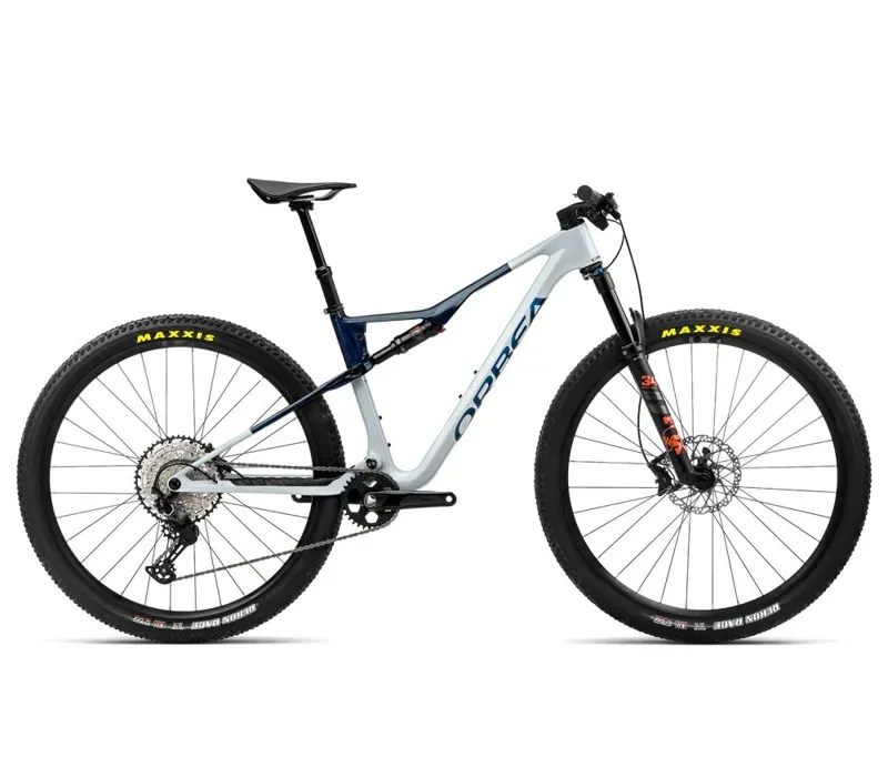 Orbea Oiz M30 Mountain Bike In Halo Silver/Blue Carbon