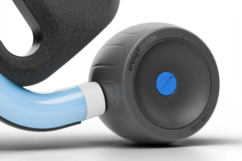 woom WOW Self-Balancing Balance Bike - Ages 9-36 Months - Dreamy Sky-4