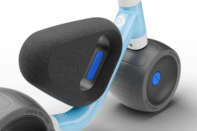 woom WOW Self-Balancing Balance Bike - Ages 9-36 Months - Dreamy Sky-5