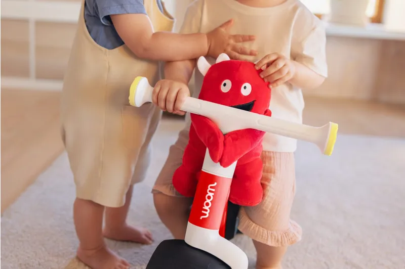 woom WOW Self-Balancing Balance Bike - Ages 9-36 Months - woom Red-8