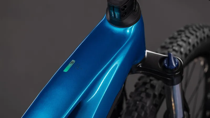 2026 Cube Reaction Hybrid Performance 600 - Hardtail eBike - Electric Blue / Dazzle-2