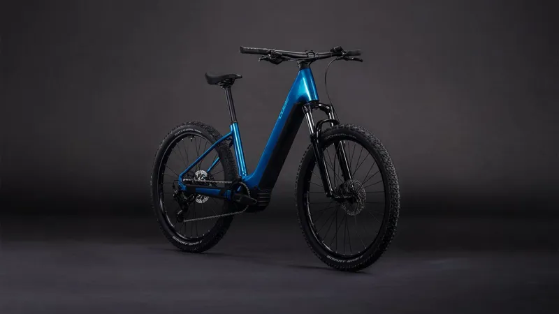 2026 Cube Reaction Hybrid Performance 600 - Easy Entry eBike - Electric Blue / Dazzle-1