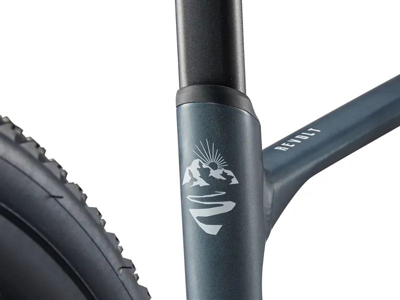 2025 Giant Revolt 2 Gravel Bike - Asphalt Green-5