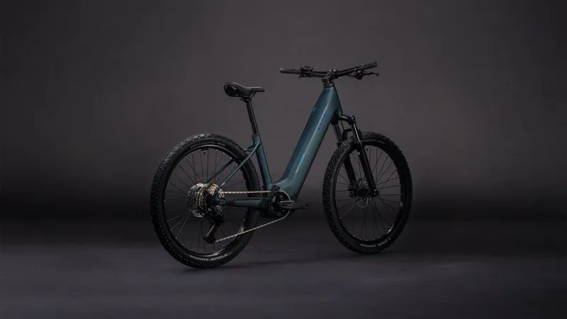2026 Cube Reaction Hybrid One 800 - Easy Entry eBike - Royal Green / Prism-1