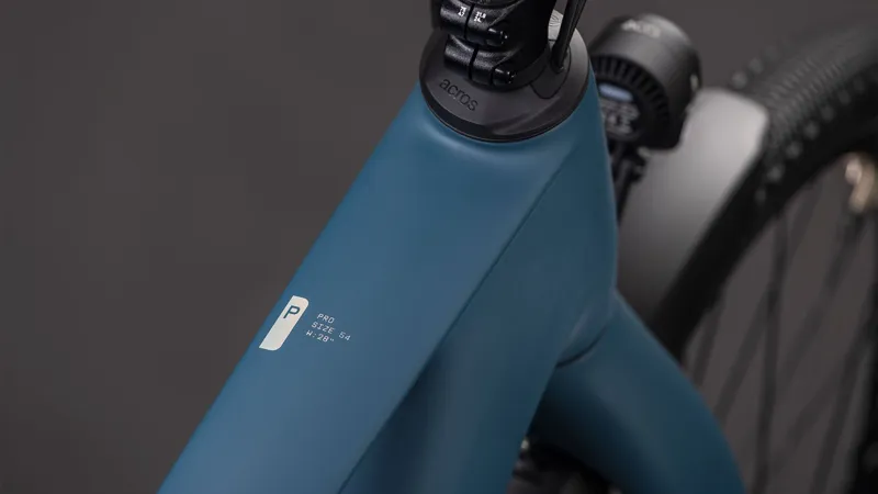 2026 Cube Kathmandu Hybrid c:62 Pro - Spectral Blue / Prism-2