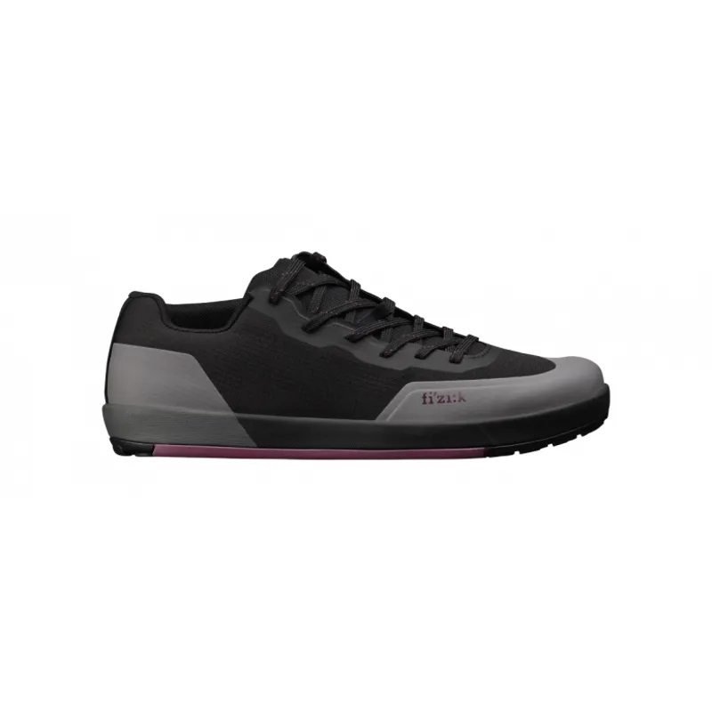 Fizik Gravita Versor Flat Shoes - Black / Purple