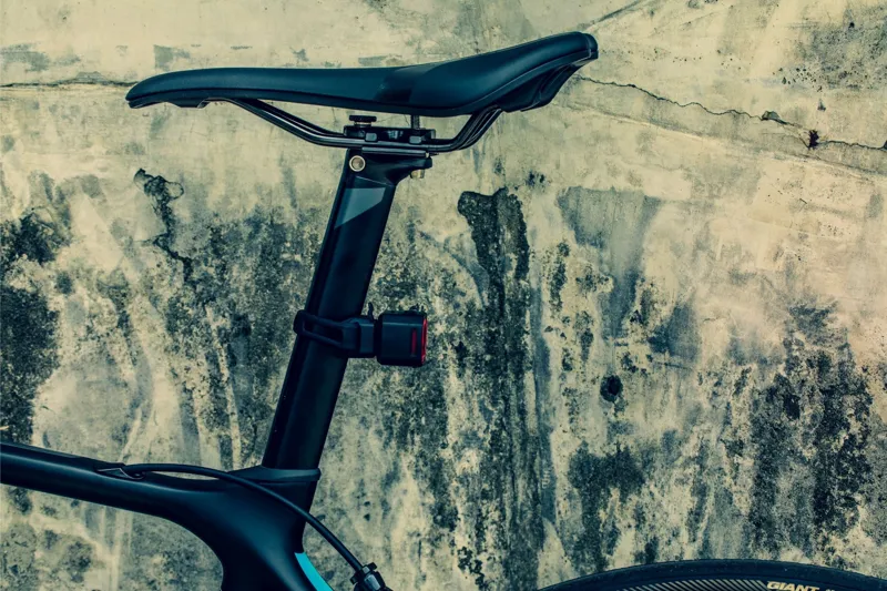 Giant Recon TL 100 Cycling Rear Light - Black-9