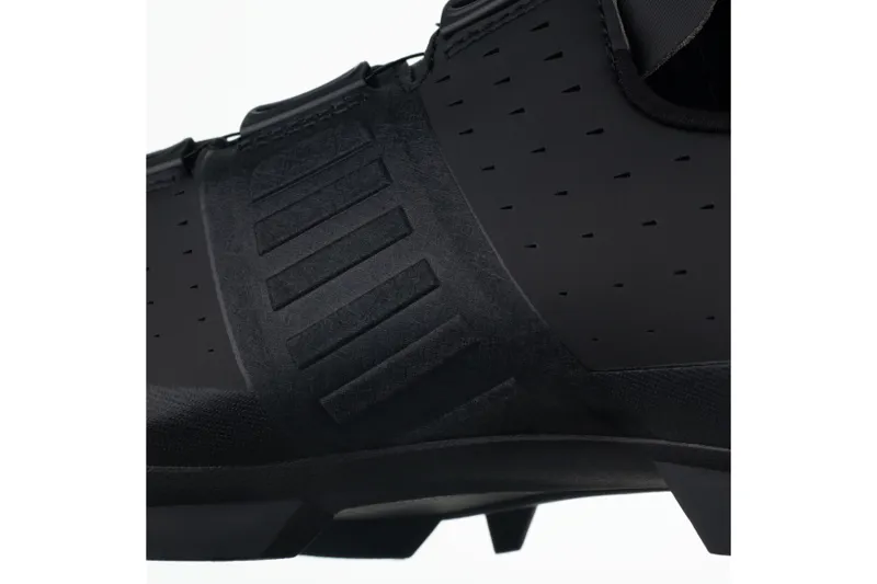 Fizik X3 Vento MTB Shoe in Black-3