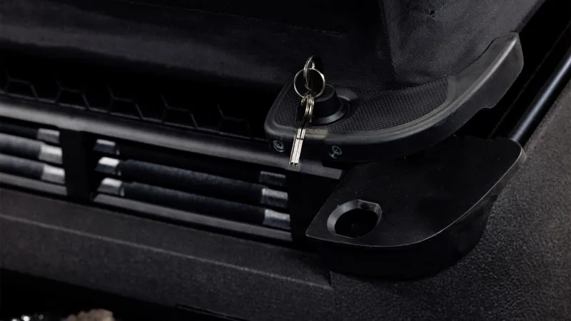 2025 Cube Trike Family Hybrid 750 - Electric Cargo Trike - Flash White / Black-7