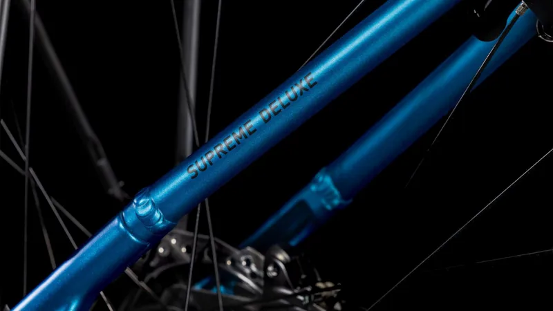 2025 Cube Supreme Hybrid Deluxe One 625 Easy Entry - Electric Hybrid Bike - Electric Blue / Black-3