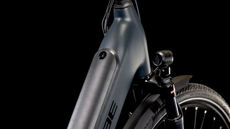 2025 Cube Supreme Hybrid Deluxe Pro 625 Easy Entry - Electric Hybrid Bike - Night / Black-5