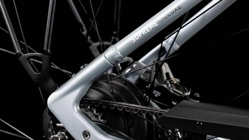 2025 Cube Supreme Hybrid Deluxe SLT 625 Easy Entry - Electric Hybrid Bike - Polar Grey / White-2