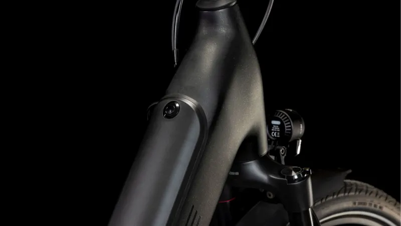 2025 Cube Supreme Hybrid Deluxe SLT 625 Easy Entry - Electric Hybrid Bike - Gold Dust / Black-5