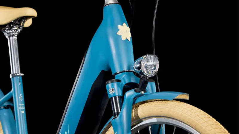 2025 Cube Ella Hybrid 500 - Electric Hybrid Bike - Sphere Blue / Creme-1