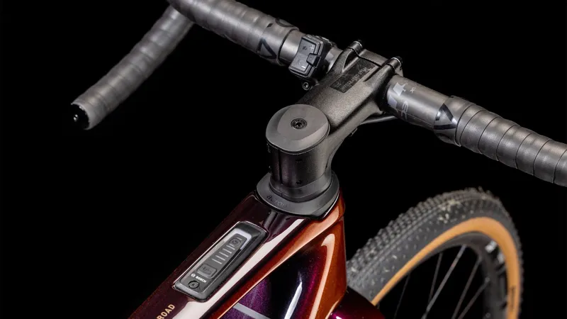 2025 Cube Nuroad Hybrid C:62 SLT 400X - Electric Gravel Bike - Solar Eclipse / Bronze-4