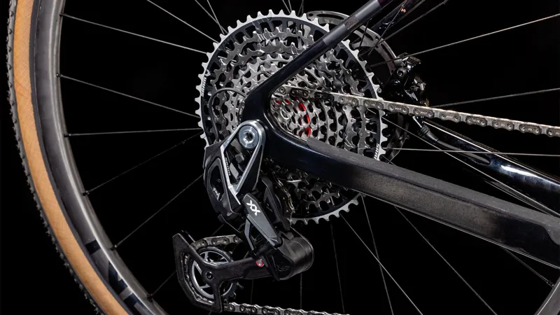 2025 Cube Nuroad Hybrid C:62 SLT 400X - Electric Gravel Bike - Solar Eclipse / Bronze-7