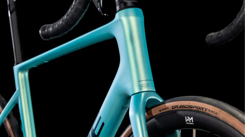 2025 Cube Attain c:62 SLX - 105 Di2 equipped Carbon Road Bike - Lagoon / Black-5