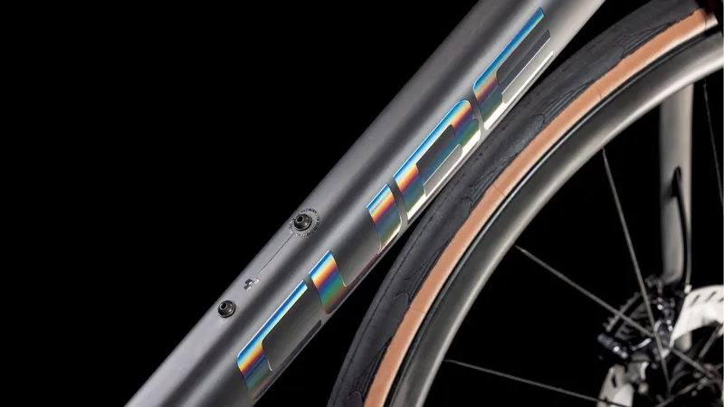 2025 Cube Attain C:62 SLT - Ultegra Di2 equipped Road Bike - Carbon / Rainbow-3