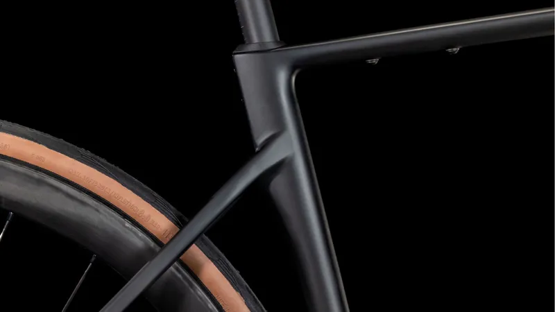 2025 Cube Attain C:62 SLT - Ultegra Di2 equipped Road Bike - Carbon / Rainbow-5