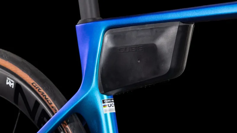 2025 Cube Agree C:62 SLT - Dura-Ace equipped Road Bike - Nebula/White-8