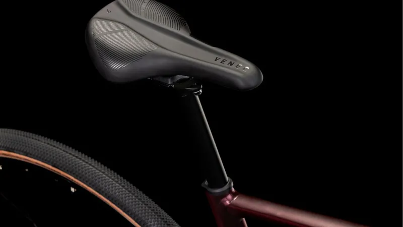 2025 Cube Nuroad Race - Shimano GRX610 equipped Gravel bike - Ruby Red-5