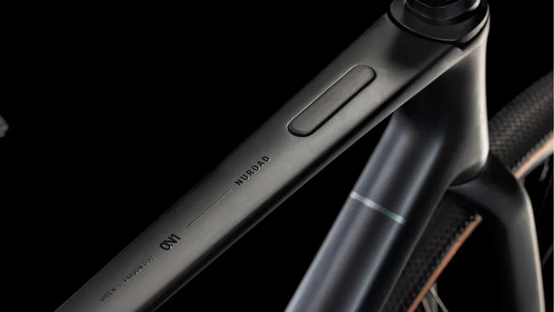 2025 Cube Nuroad C:62 ONE - Shimano GRX equipped Carbon Gravel bike - Carbon / Glossy-2