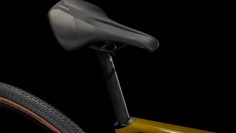 2025 Cube Nuroad C:62 Pro - Shimano GRX820 equipped Carbon Gravel bike - Willow Green / Black-5