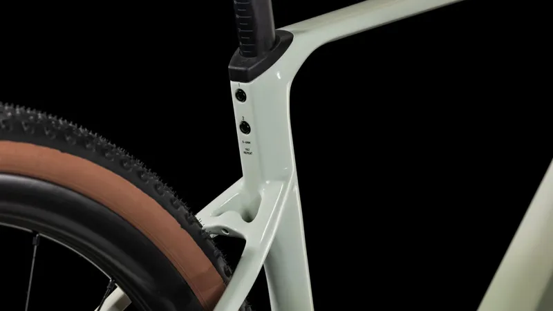 2025 Cube Nuroad C:62 EX - SRAM AXS equipped Carbon Gravel bike - Desert Stone / Green-4