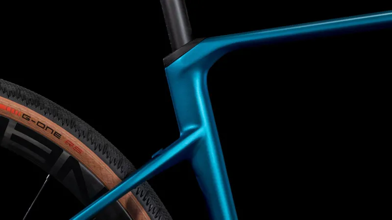 2025 Cube Nuroad C:62 Race - Shimano GRX equipped Carbon Gravel bike - Mineral Teal / Blue-4