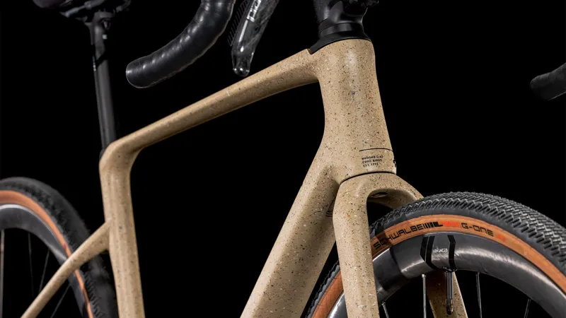 2025 Cube Nuroad C:62 SLT - SRAM AXS equipped Carbon Gravel bike - Mineral Grit / Black-9