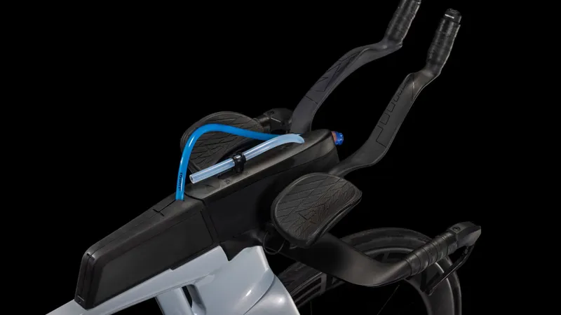 2025 Cube Aerium C:68X Race - Carbon Time Trial / Triathlon Bike - Fog Grey / White-4