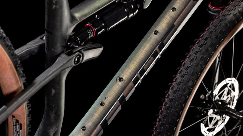 2025 Cube AMS ONE11 C:68X SLT 29 - Full Suspension Carbon XC Mountain Bike - Liquid Lava / Black-4