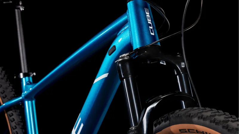 2025 Cube Attention Pro - Hardtail Mountain Bike - Metallic Teal / White-6